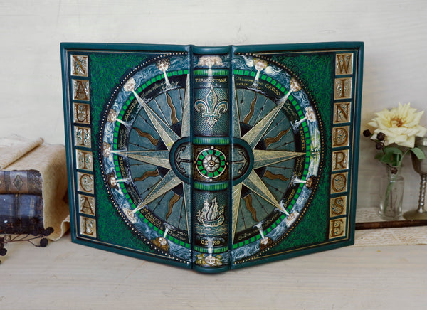 Green leather journal with handpainted decoration, One of a kind - Nautical Wind Rose